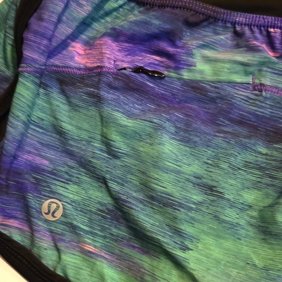 Lululemon Athletic Shorts with liner 2.5 inseam - Picture 5 of 7